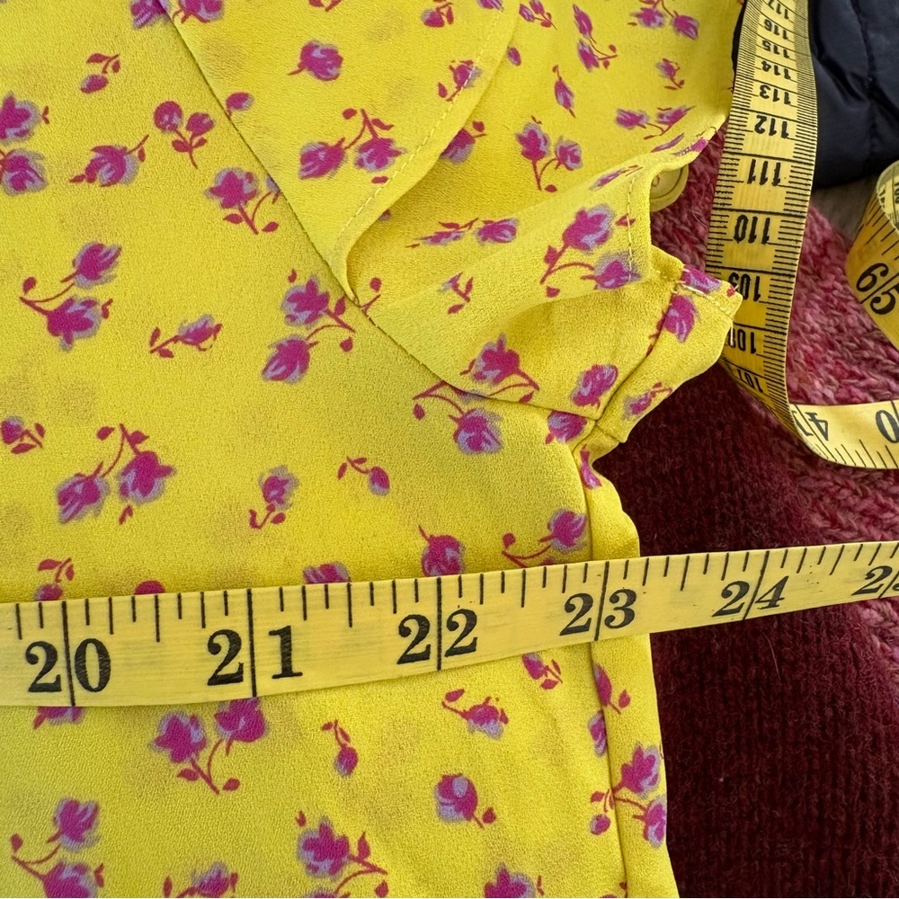 Pleione Yellow‎ Ditsy Floral Flutter Sleeve Blouse Boho Bloomcore Whimsical XL - Picture 7 of 8
